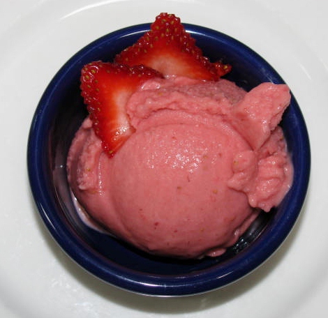 strawberry rhubarb soup sorbet 026 (470x456)