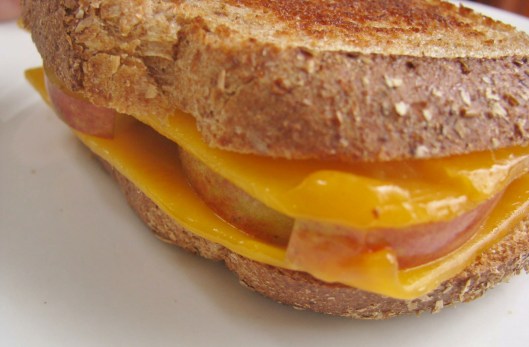 grilled cheddar apple